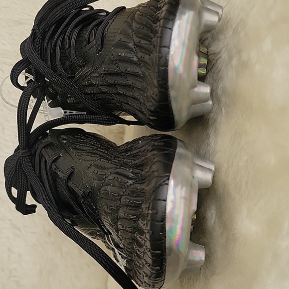 NWOT UNDER ARMOUR Magnetico Elite 3 FG Soccer Cleats Black Women. Size 7 - Picture 8 of 16